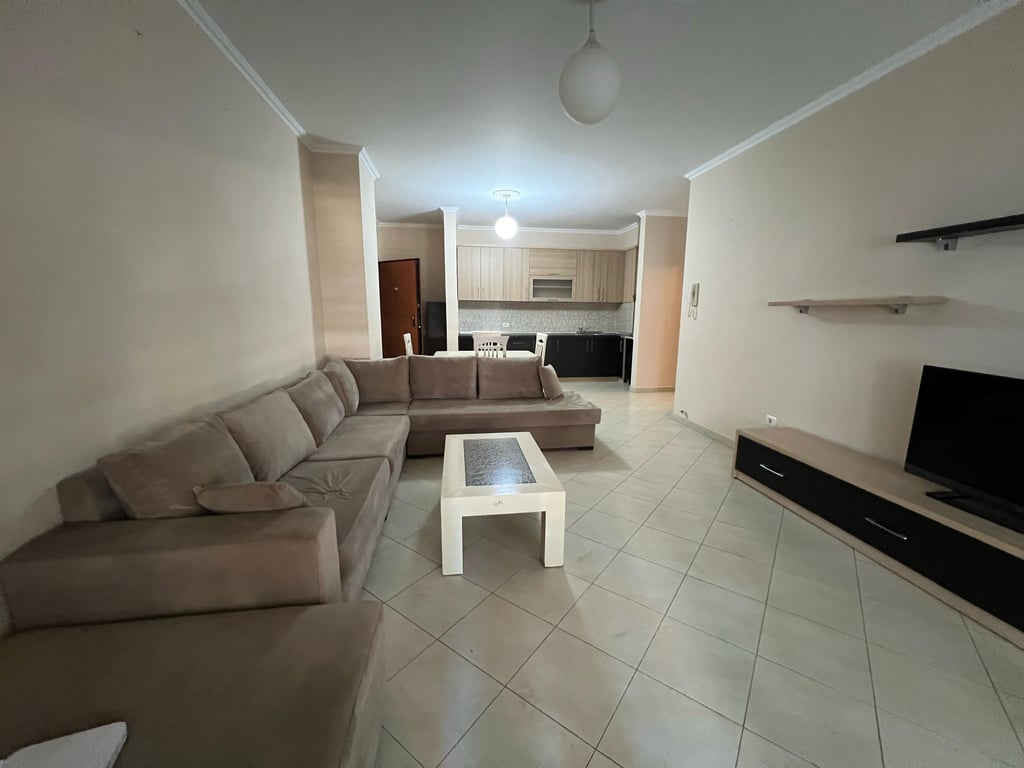 Shitet apartament 2+1+2 Don Bosko