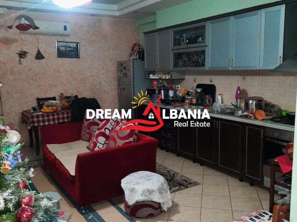 Apartament 2+1 ne shitje ne Rrugen Riza Cerova, Prane Cerdhes Drite Dielli (ID 41211603)