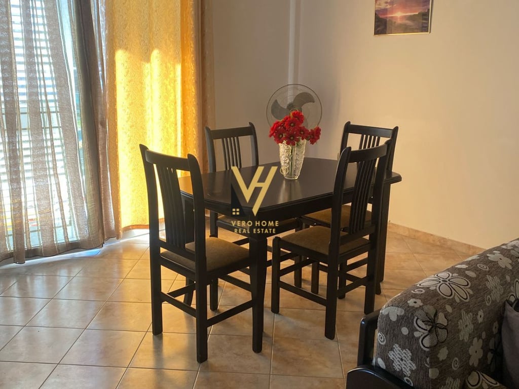 JEPET APARTAMENT 3+2+BLK ME QERA NE SELITE 500 EURO