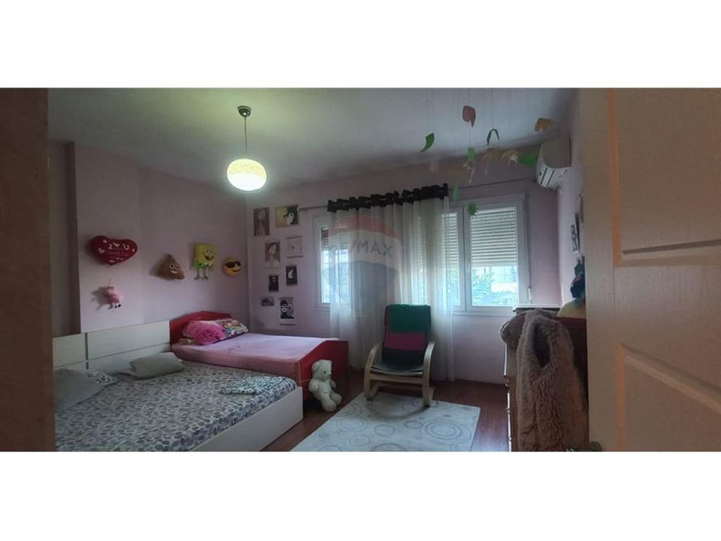 Apartament 2+1 per qera tek Kristal Center!