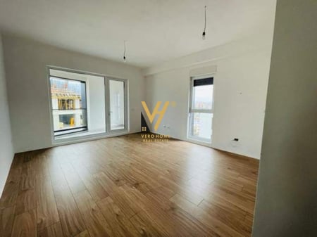 AFFITTASI APPARTAMENTO 3+1 AL BULEVARDI RI 500 EURO