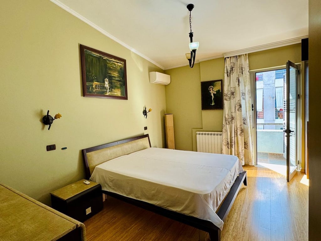 Apartsment 2+1 me qira te Kodra e Diellit