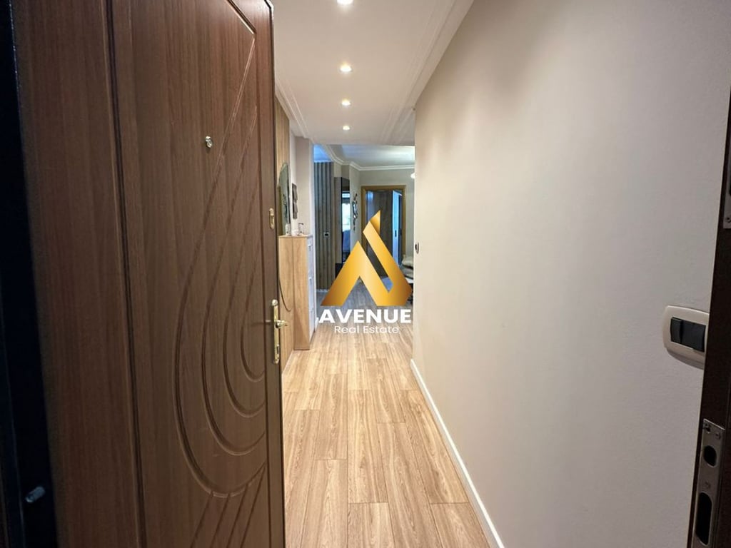 APPARTAMENTO IN VENDITA 2+1+2 MYSLYM SHYR, TIRANA.