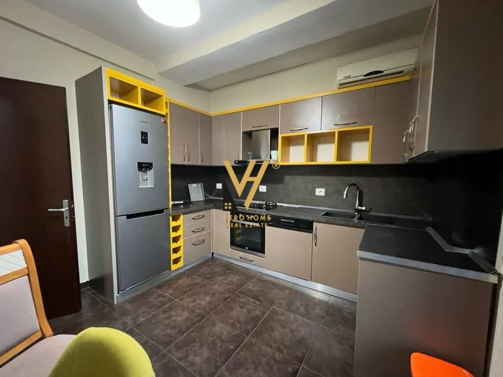 AFFITTASI VILLA 2 PIANI IN VIA JORDAN MISJA 1.350 EURO