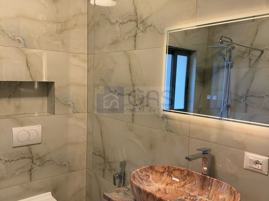 An apartment 2+1 is for rent in Don Bosko near Viva for 600 euros.
