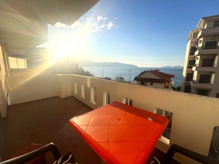 Appartamento molto spazioso con vista mare 3 / 10