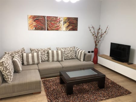 Apartment 1+1 for rent, Myslym Shyr near Kastrati gas station 650,000 lek.