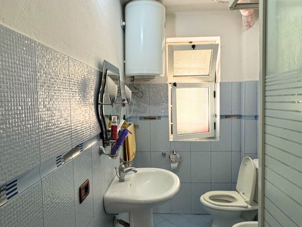 🔥Vendesi appartamento 3+1, lungomare "Indrit Cara", Kavajë 🔥