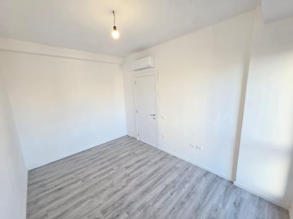 Business space for rent on Myslym Shyri.
