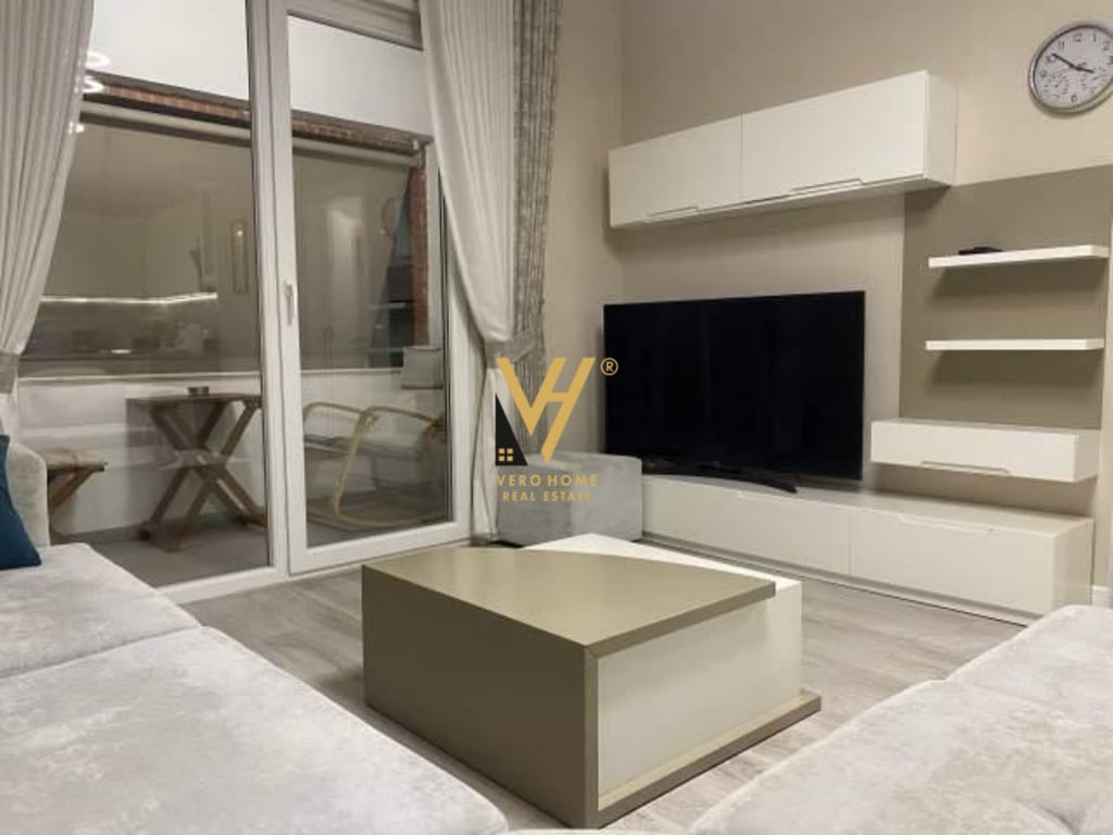 AFFITTASI APPARTAMENTO 2+1+BLK A YZBERISHT PER 700 EURO