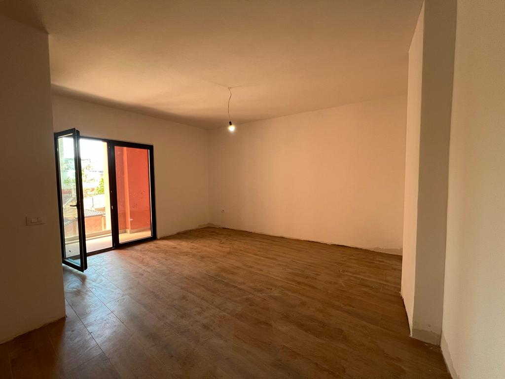 Appartamento 1+1 in vendita presso la Residenza Galeria Roma in via Kavajes.