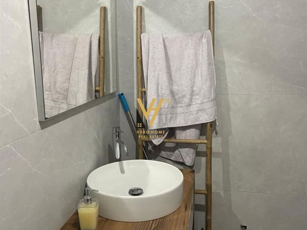 JEPET APARTAMENT 1+1 ME QERA NE DON BOSKO 600 EURO