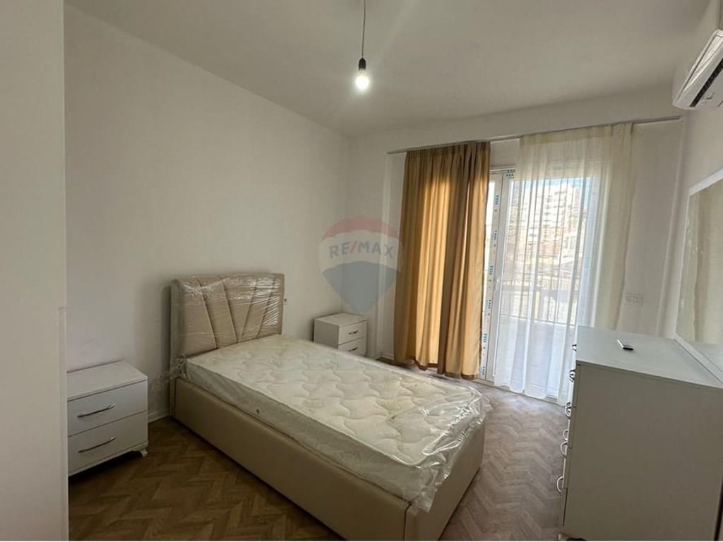 APPARTAMENTO 2+1 CON POSTO AUTO, ALI DEMI