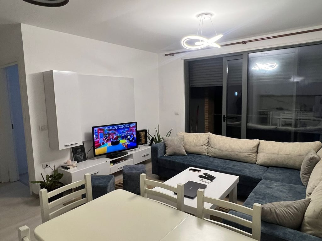 APARTAMENT ME QERA 1+1