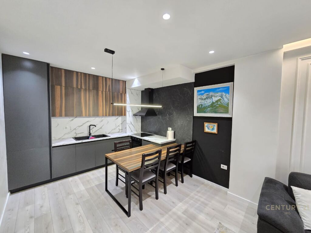 🌟 JAPIM ME QIRA APARTAMENT LUKSOZ NE ASTIR! 🌟 LUXURY APARTMENT FOR RENT IN ASTIR!