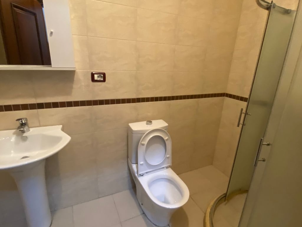 Jepet me qera 1+1 perballe Delijorgjit