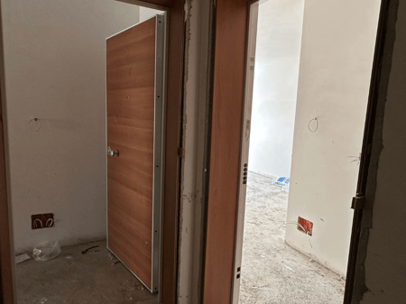 2 apartamente  1+1 në Shitje – Xhamllik, Tiranë Super mundesi