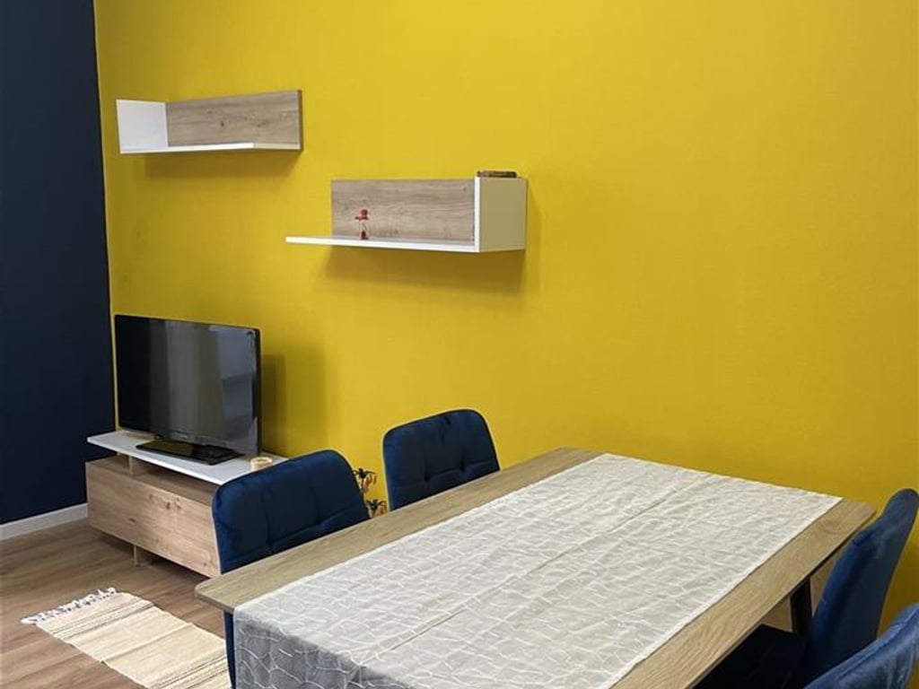 AFFITTASI APPARTAMENTO 1+1 450 EURO EX RISTORANTE DURRESI