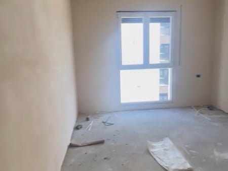 Vendesi appartamento 2+1+2 a Kamez.