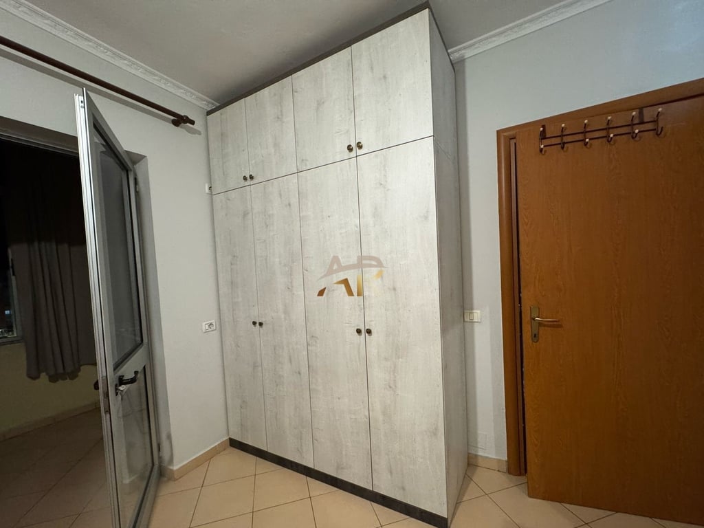 Affittasi appartamento 1+1 Astir