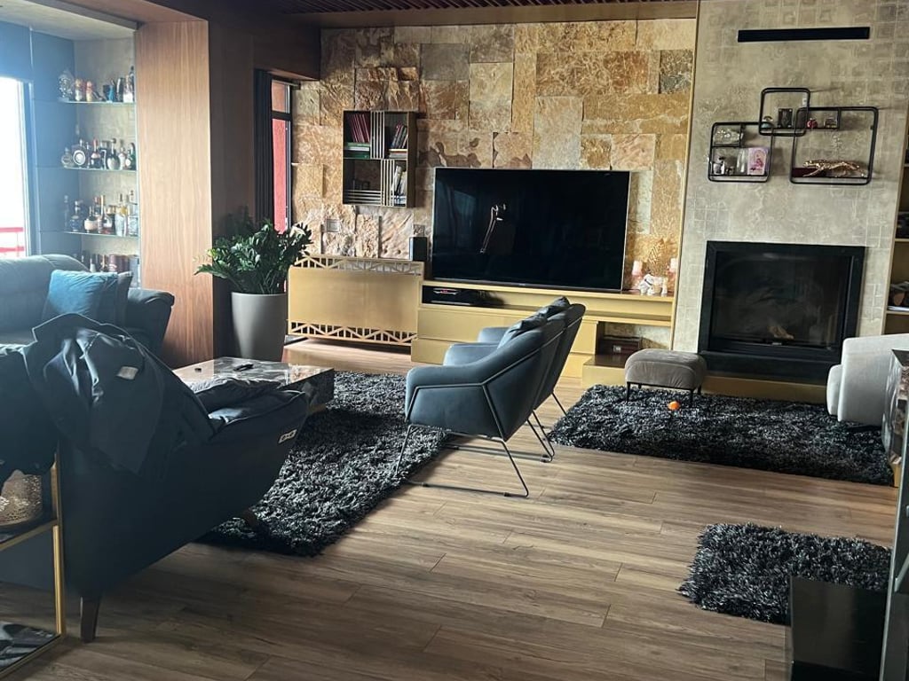 Apartament Duplex 3+1 Me Qera Tek Liqeni i Thate (ID B230151) Tirane