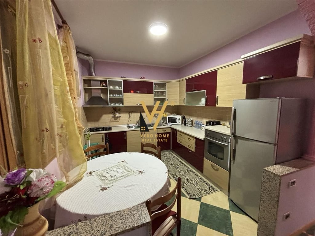 SHITET VILE 3-KATSHE NE MARIKAJ 480.000 EURO