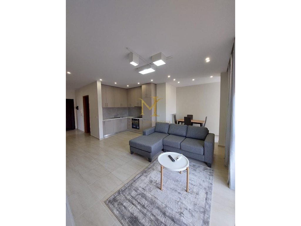 APARTAMENT 2+1 MUZEUMI DURRES!!