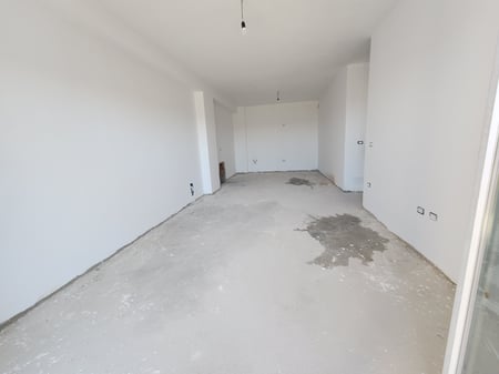 VENDESI APPARTAMENTO 2+1+2 BAGNI PRESSO IL COMPLESSO AURA!