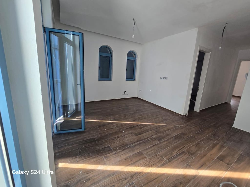 VENDESI APPARTAMENTO 2+1 DHERMI 360.000 EURO