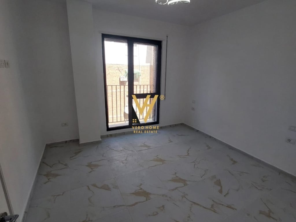 2+1 APARTMENT FOR RENT NEAR THE ELECTRIC MARKET 80,000 LEK