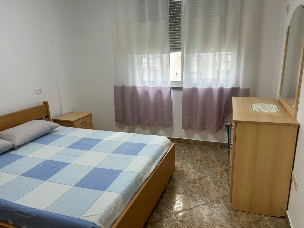 Apartment 1+1 for rent, former Exhibition near the Court. Price: 550 euros.