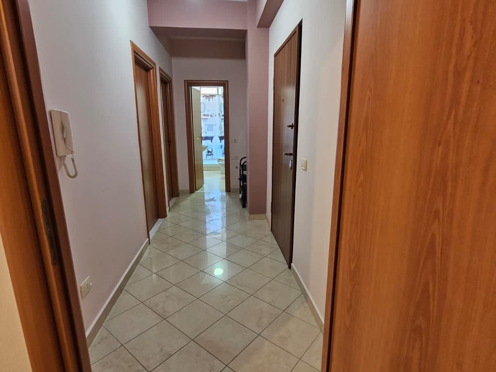 2+1, partially furnished, zoo garden, 450 euros