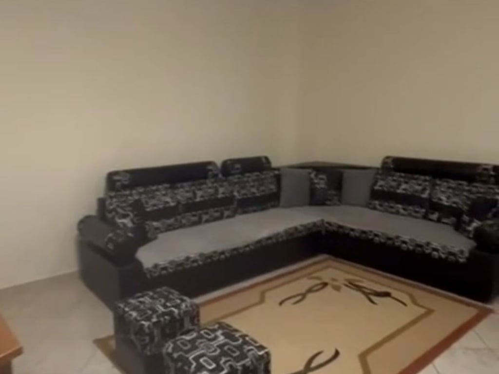 Apartament 1+1 per qira ne Astir, prane Granda Hotel