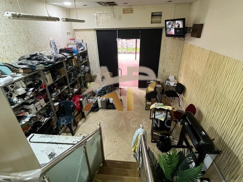 Jepet me qera Ambjent biznesi në 5 Maj