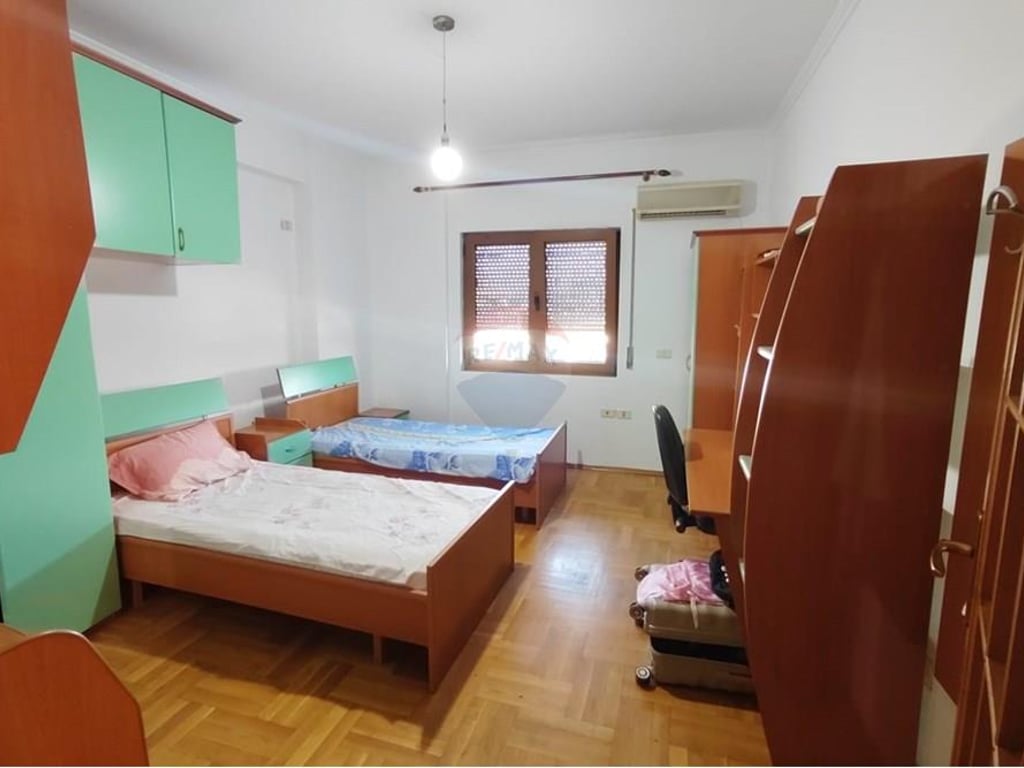 Appartamento in affitto 2+1+2 Via Kavajë.