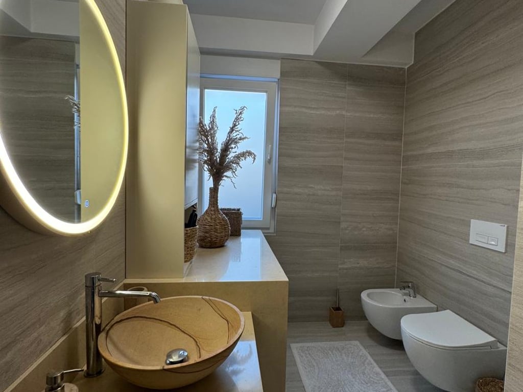 Super 1+1+P apartment for rent on Barrikadave Street.