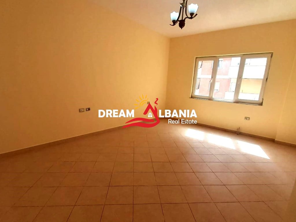 Appartamento 1+1 in affitto in Via Elbasanit vicino al Mulino Vecchio (ID 42111044).