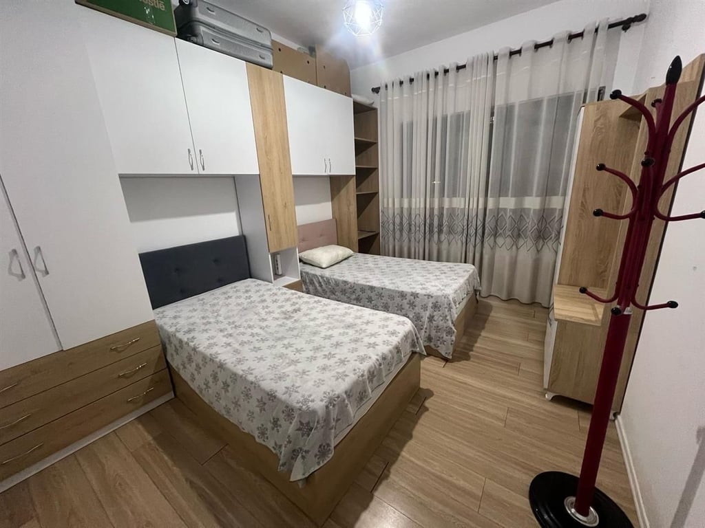Apartament Me Qera 2+1 prane Cassa Italia (ID B2201261) Tirane