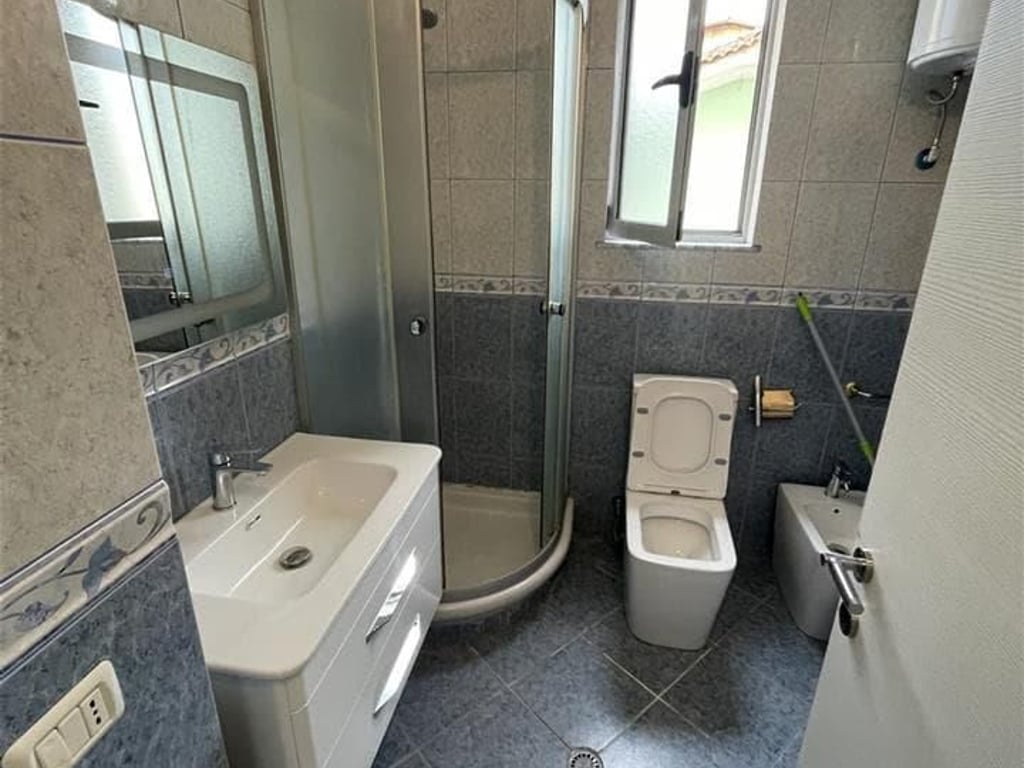 Apartament Me Qera 2+1 Tek Kodra e Diellit 1 (ID B2201267) Tirane