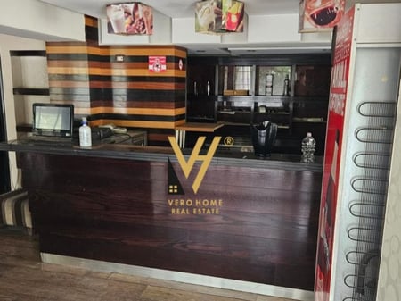 BUSINESS SPACE OF 204M2 FOR RENT ON SAMI FRASHERI STREET 1,000 EURO