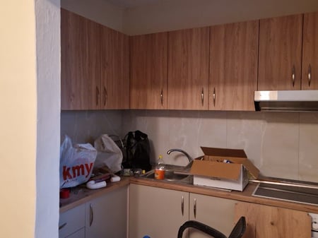 A 2+1 apartment is for rent at Oxhaku for 550 euros.