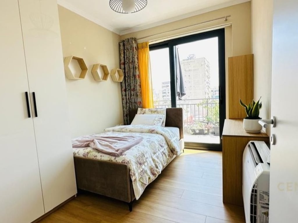 ✨ Super Apartament 3+1+2 me Ballkon &amp; Post Parkimi – Rruga e Bogdanëve