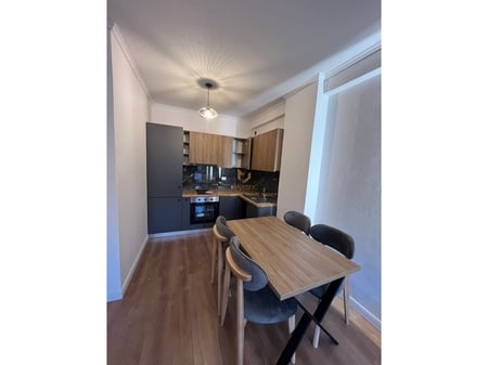 🔵Shitet Apartament 1+1 te Shkembi kavajes🔵