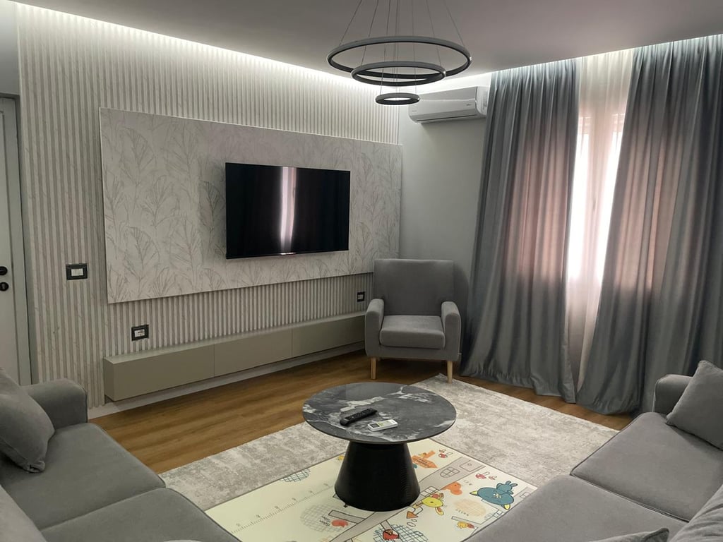 We are selling a 3+1+2 apartment with a storage room, near Uzina Dinamo, Ferit Xhajko Street.