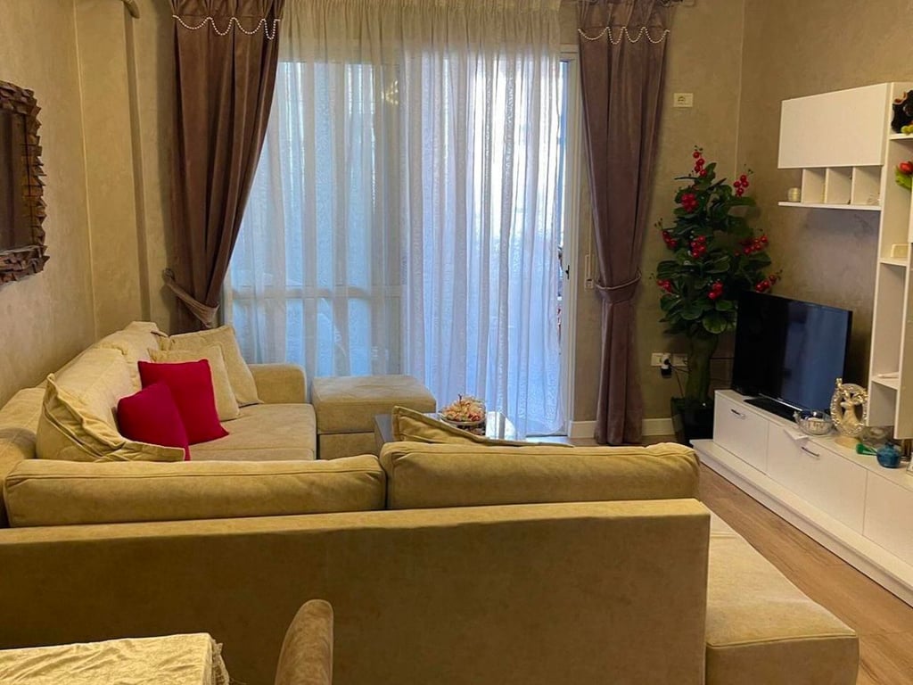 In affitto: appartamento 3+1, Liqeni i Thate, Complesso Mateo, Prezzo: 1000 euro