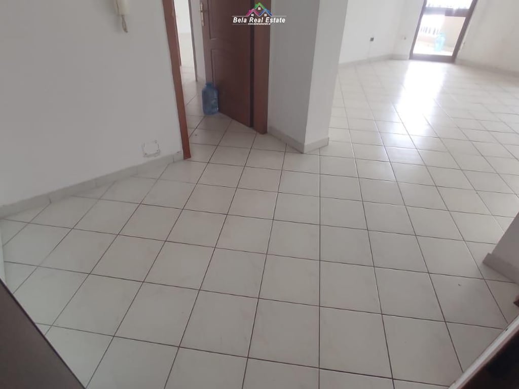 Zyre Me Qera 2+1 Tek Rruga e Kavajes (ID BZ2577) Tirane.