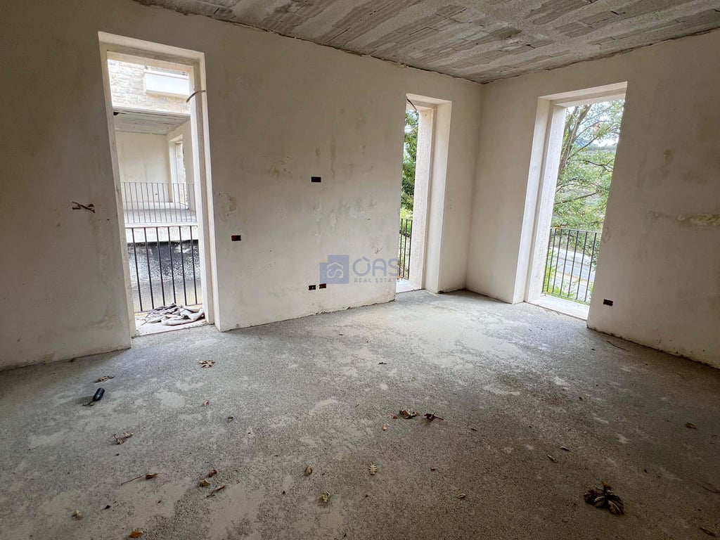 Vendesi Villa nella Residenza "Secret Garden" vicino a TEG.