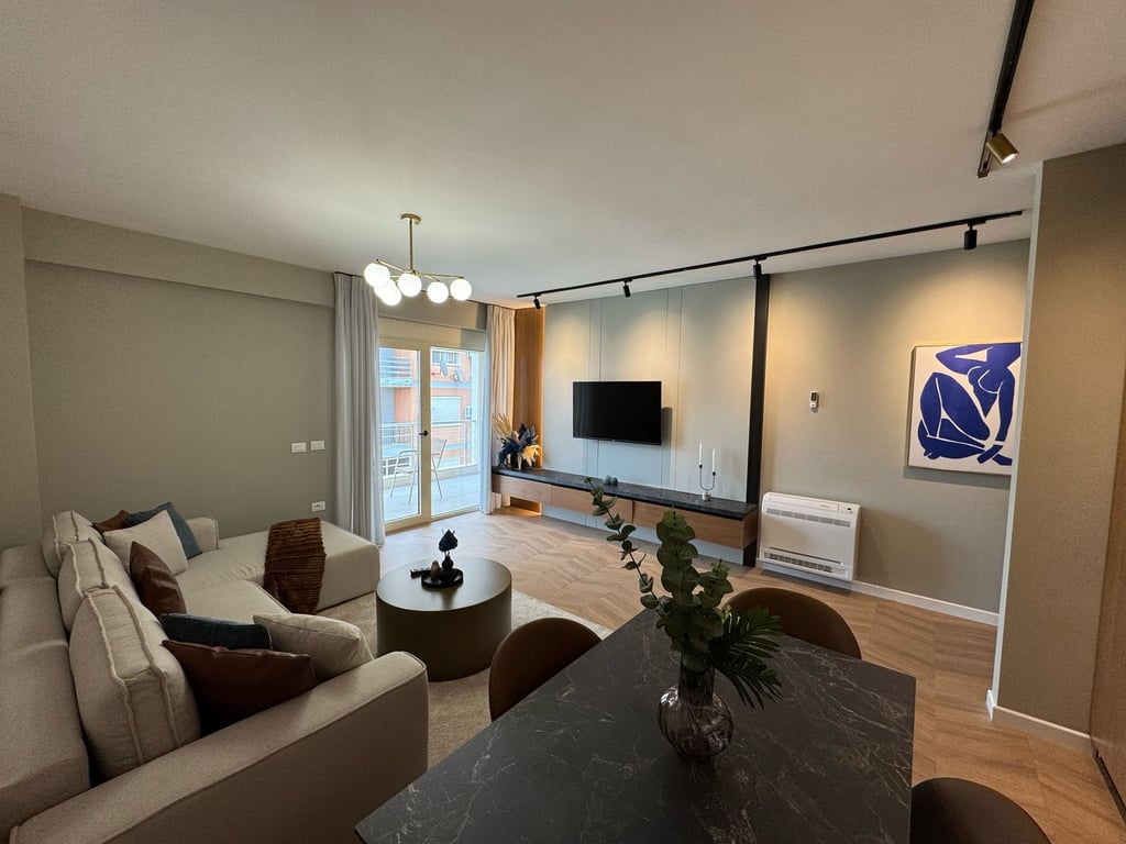 SHITET APARTAMENT 1+1 I INVESTUAR NE PLAZH HEKURUDHA!