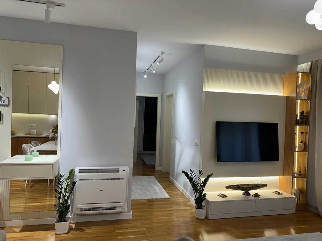 Super 1+1+P apartment for rent on Barrikadave Street.