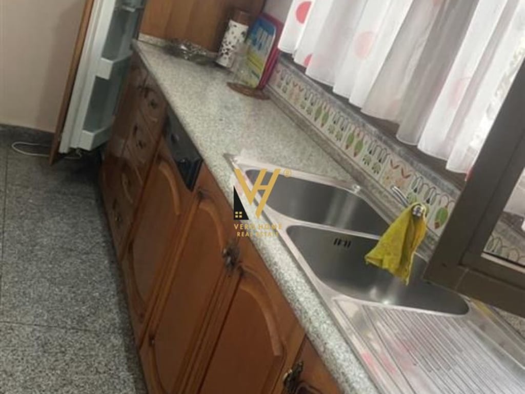 Appartamento 2+1+1 in Affitto a 21 Dhjetori 600 Euro